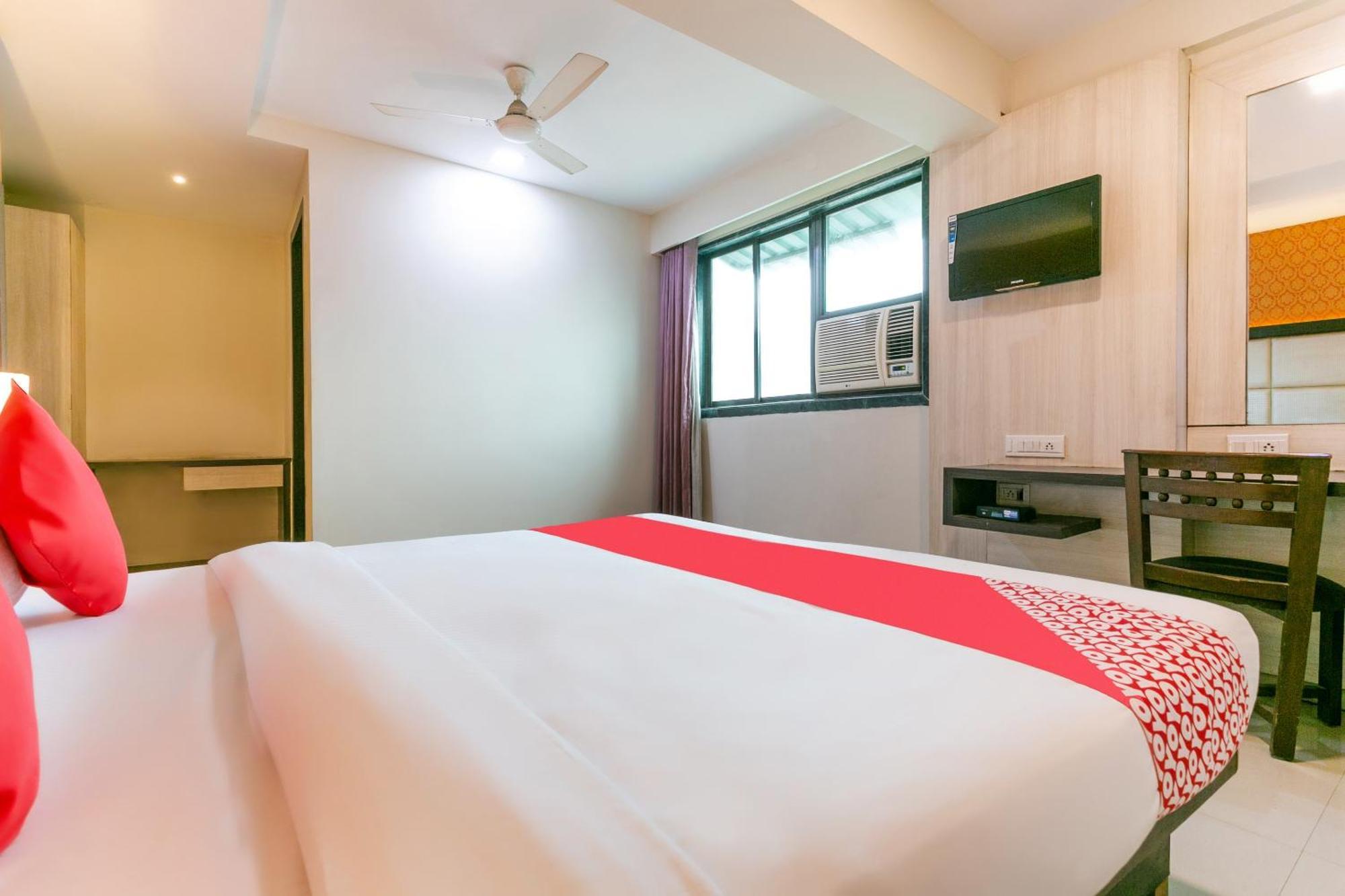 Collection O Hotel Pearl Residency Taloje Budrukh Exterior photo